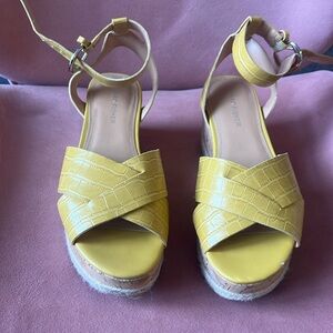 Marc fisher mustard platform sandals with ankle strap